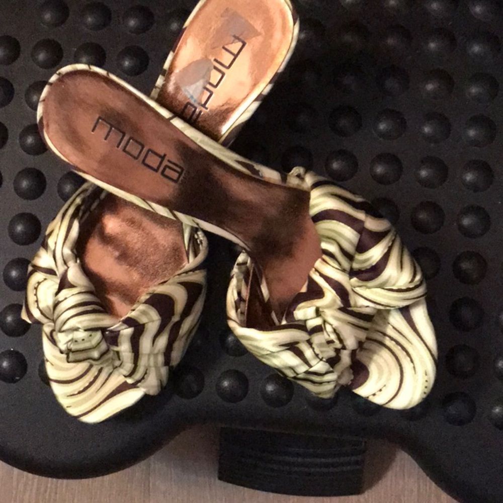 Moda Mules green/brown swirl